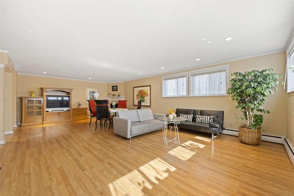 Dining room, Interior, Living room, Recessed Lighting, Wood Texture Flooring