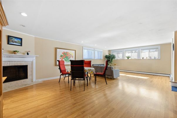Dining room, Fireplace, Interior, Recessed Lighting, Wood Texture Flooring