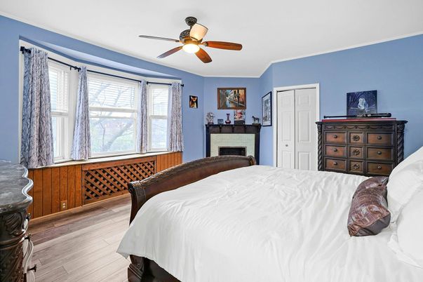 Bedroom, Fireplace, Interior, Wood Texture Flooring