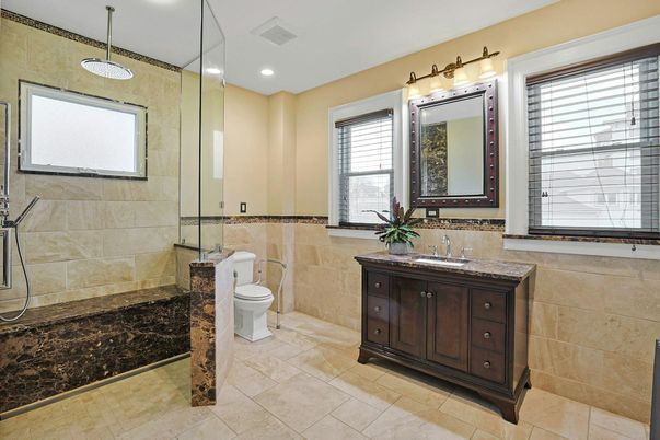 Bathroom, Interior, Recessed Lighting