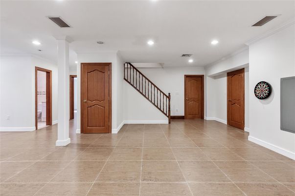 Interior, Recessed Lighting