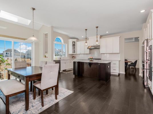 Dining room, Interior, Kitchen, Pendant Lights, Recessed Lighting, Wood Texture Flooring