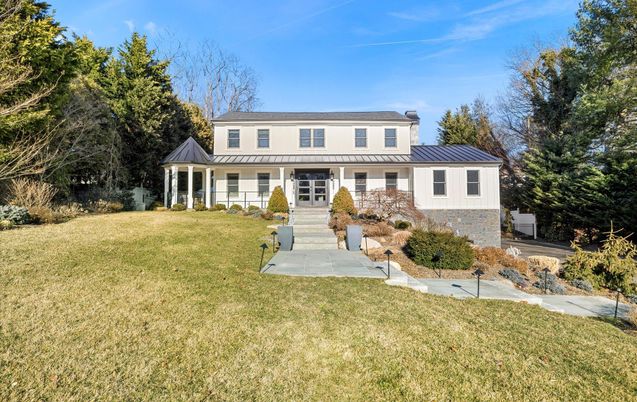 Backyard, Exterior, Facade, Georgian