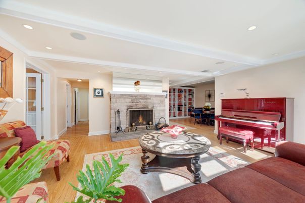 Fireplace, Interior, Living room, Piano, Recessed Lighting, Wood Texture Flooring