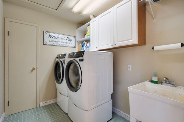Interior, Washer