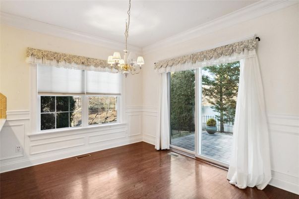 Chandelier, Empty room, Interior, Wood Texture Flooring