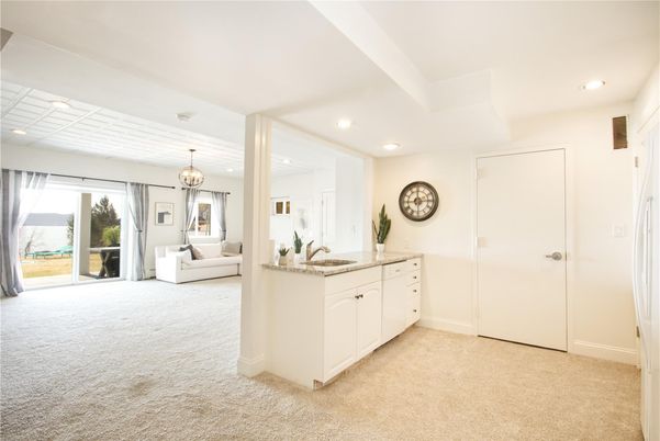 Chandelier, Interior, Living room, Recessed Lighting