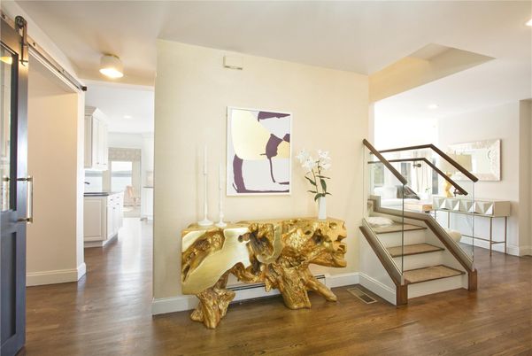 Interior, Recessed Lighting, Wood Texture Flooring