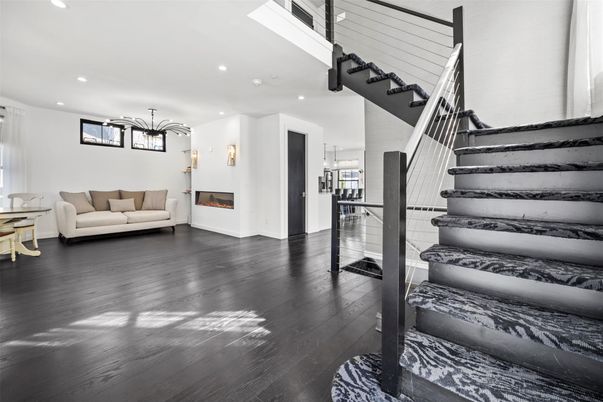 Interior, Pendant Lights, Recessed Lighting, Wood Texture Flooring