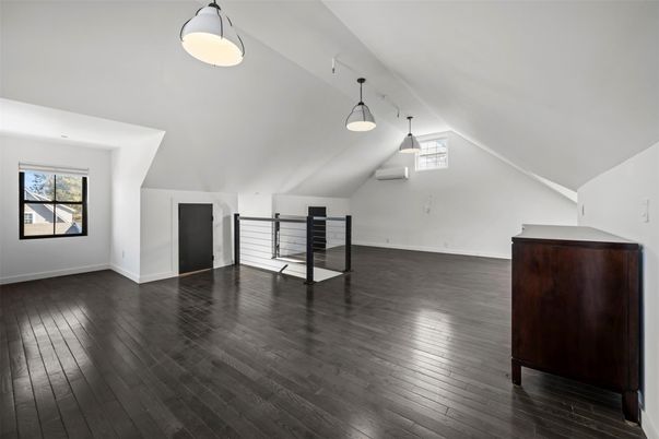 Empty room, Interior, Pendant Lights, Wood Texture Flooring