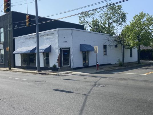 Exterior, Facade, None
