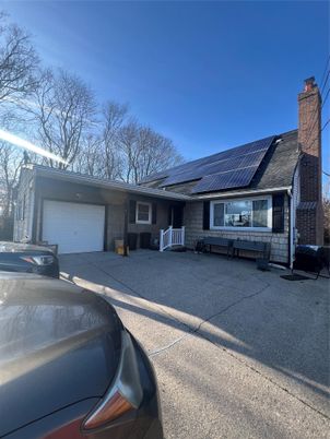Attached, Exterior, Facade, Solar Panels, Cape Cod