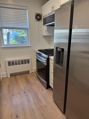 Interior, Kitchen, Stainless Steel Appliances, Wood Texture Flooring