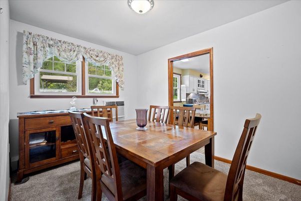 Dining room, Interior