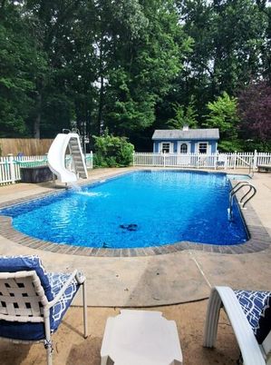 Exterior, Playground, Pool