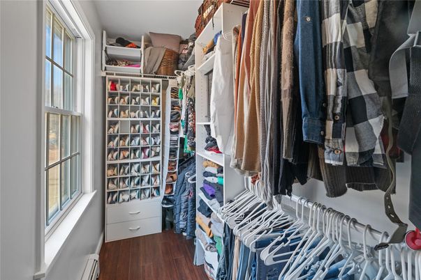 Interior, Walk-in Closets, Wood Texture Flooring