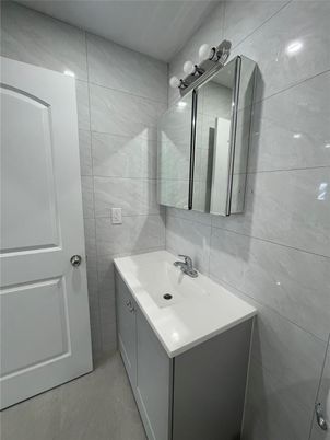Bathroom, Interior, Marble Walls, Recessed Lighting