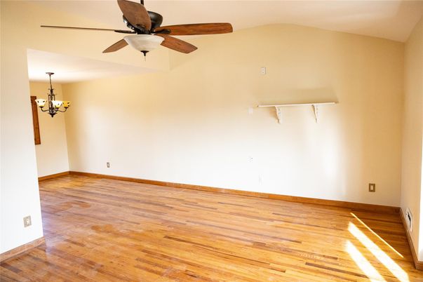 Chandelier, Empty room, Interior, Wood Texture Flooring