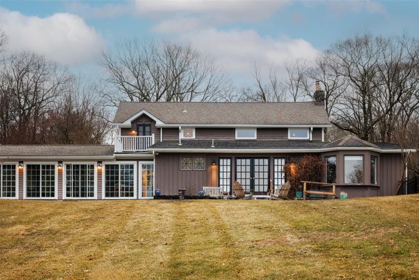 Backyard, Exterior, Facade, Split Level