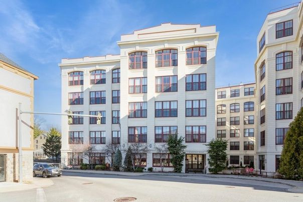 Exterior, Facade, Condo Building