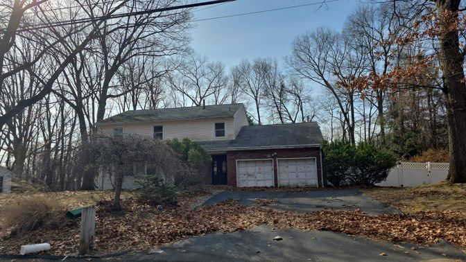 Attached, Exterior, Facade, Brick Facade, Cape Cod