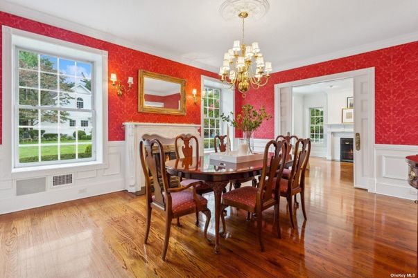 Chandelier, Dining room, Fireplace, Interior, Wood Texture Flooring