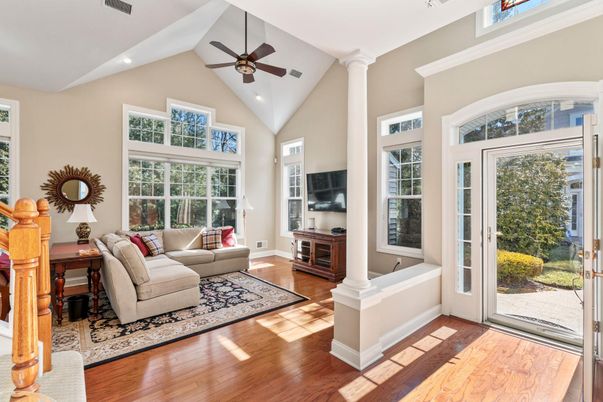 Interior, Living room, Recessed Lighting, Wood Texture Flooring