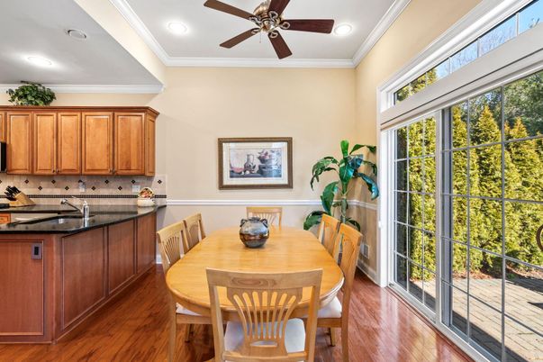 Dining room, Interior, Kitchen, Recessed Lighting, Wood Texture Flooring