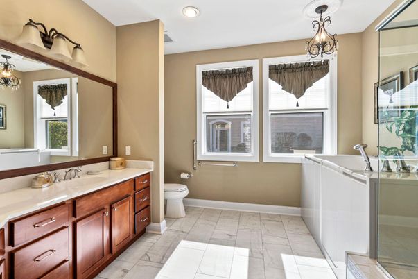 Bathroom, Interior, Pendant Lights, Recessed Lighting