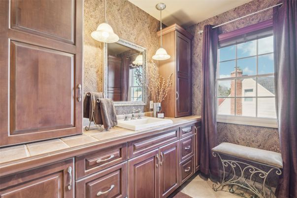 Bathroom, Interior, Pendant Lights, Tile Countertops