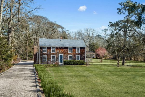 Backyard, Exterior, Facade, Brick Facade, Cape Cod