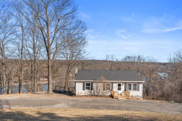 Exterior, Facade, Cape Cod