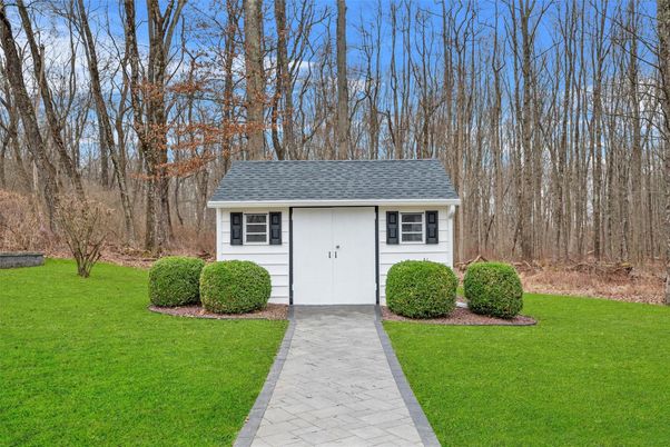 Exterior, Facade, Cape Cod