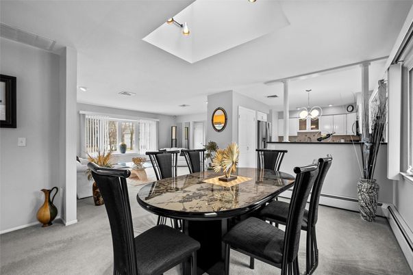 Dining room, Interior, Kitchen, Pendant Lights, Recessed Lighting