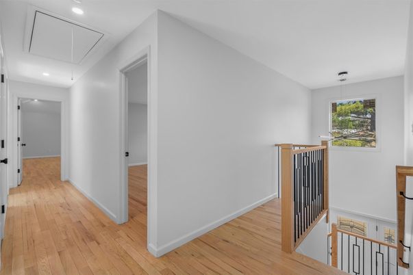 Interior, Pendant Lights, Recessed Lighting, Wood Texture Flooring