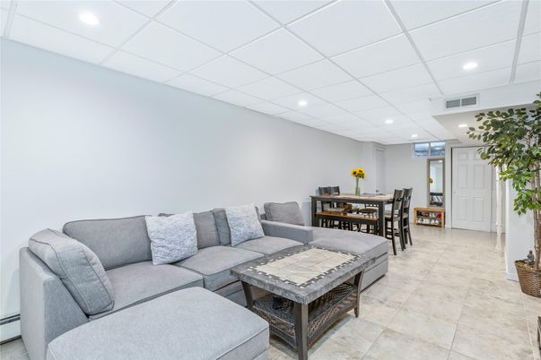 Dining room, Interior, Living room, Recessed Lighting
