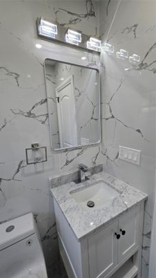 Bathroom, Interior, Marble Walls, Recessed Lighting
