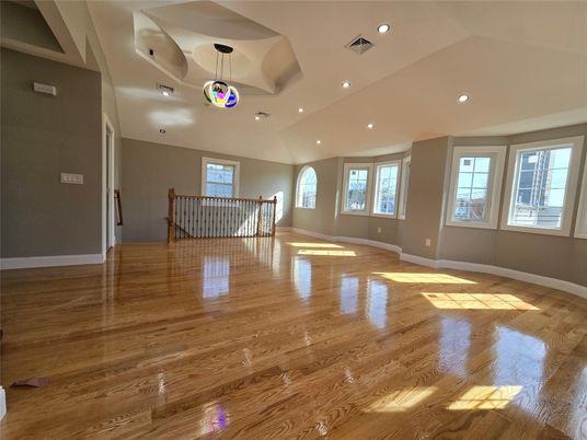 Empty room, Interior, Pendant Lights, Recessed Lighting, Wood Texture Flooring