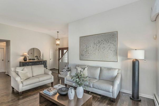 Interior, Living room, Pendant Lights, Wood Texture Flooring