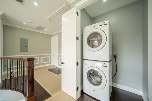 Interior, Recessed Lighting, Utility Closets, Washer, Wood Texture Flooring