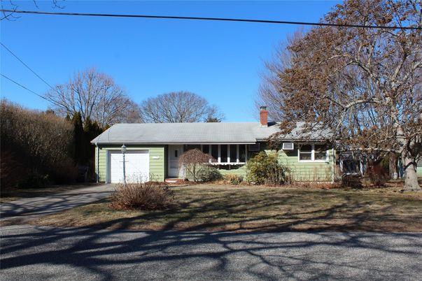 Attached, Exterior, Facade, Brick Facade, Cape Cod