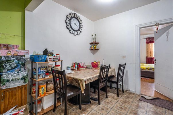 Dining room, Interior