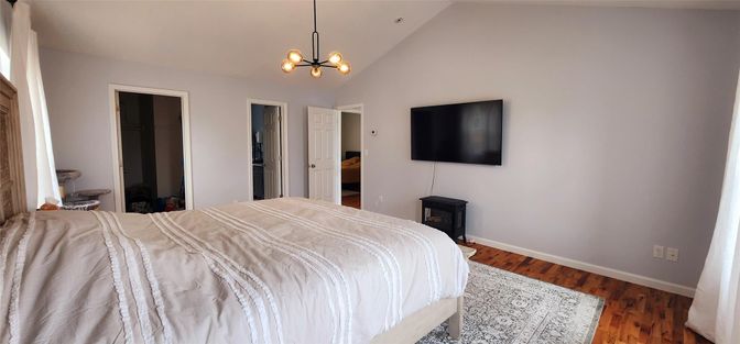 Bedroom, Interior, Pendant Lights, Wood Texture Flooring