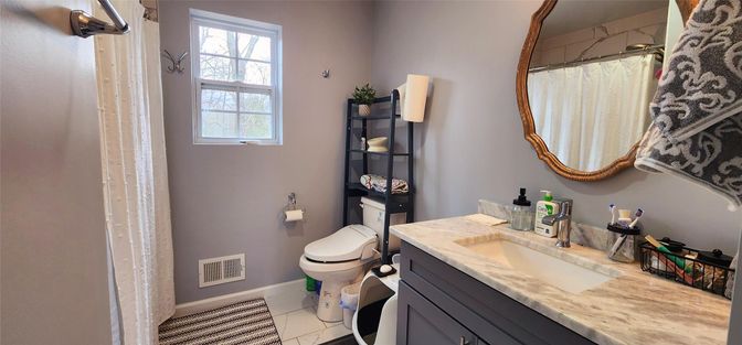Bathroom, Interior