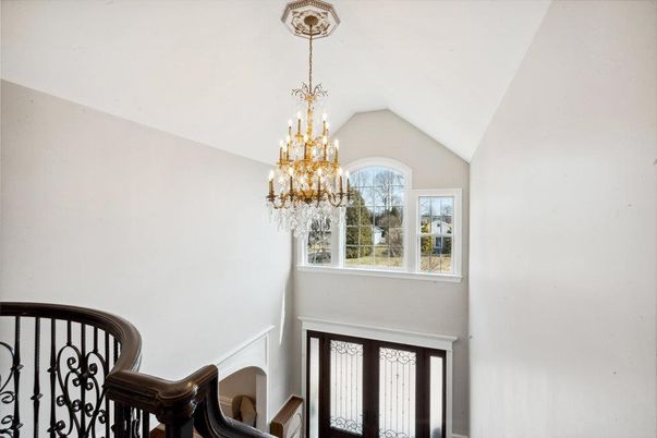 Chandelier, Interior
