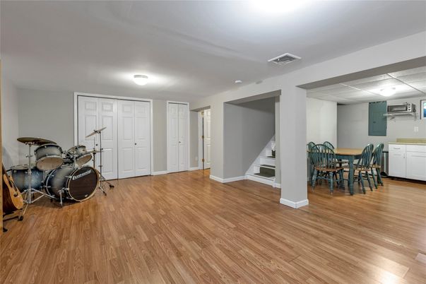 Dining room, Fitness Equipment, Interior, Wood Texture Flooring