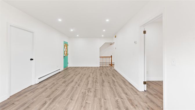 Empty room, Interior, Recessed Lighting, Wood Texture Flooring