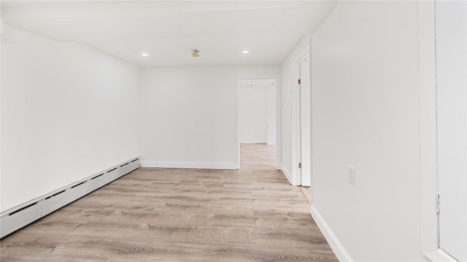 Empty room, Interior, Recessed Lighting, Wood Texture Flooring