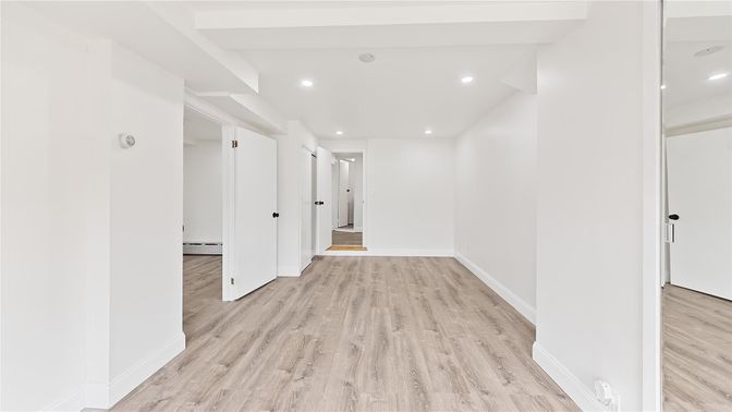Interior, Recessed Lighting, Wood Texture Flooring