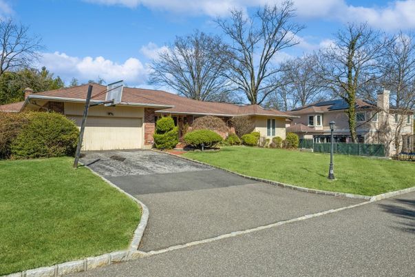 Attached, Exterior, Facade, Brick Facade, Ranch